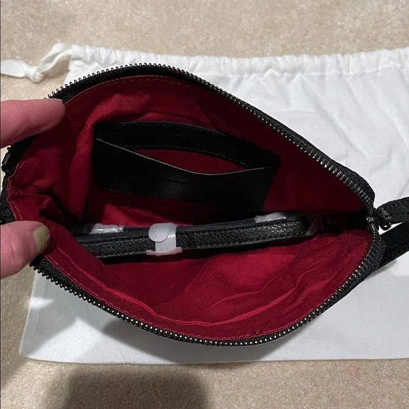 Hammitt Nash Wristlet - NEW - Picture 4 of 4